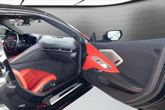 2023 Chevrolet Corvette Stingray RWD Convertible 2LT