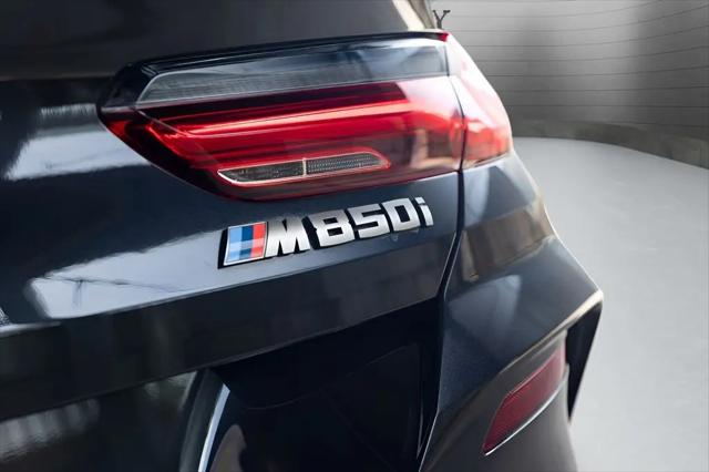 2021 BMW M8 xDrive