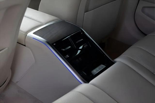 2021 BMW M8 xDrive