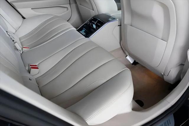 2021 BMW M8 xDrive