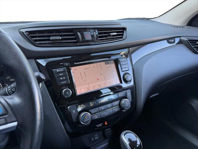 2022 Nissan Rogue Sport SL AWD Xtronic CVT