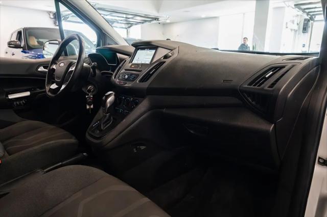 2017 Ford Transit Connect XLT