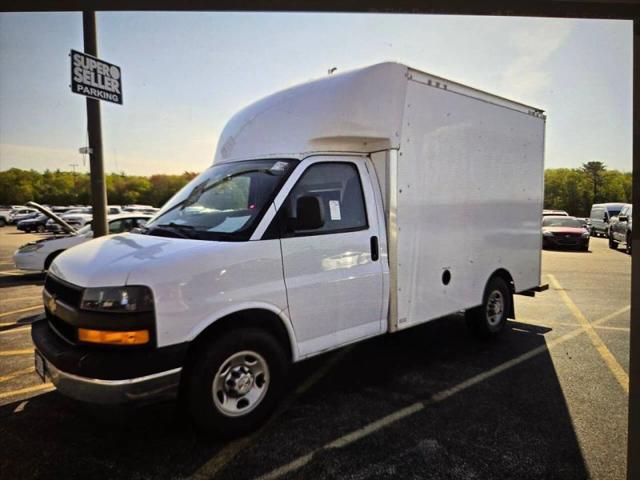 2021 Chevrolet Express Cutaway Work Van
