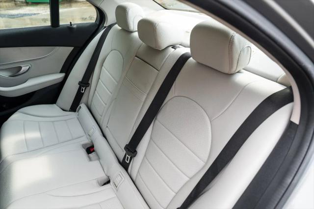 2015 Mercedes-Benz C-CLASS C 300 C 300