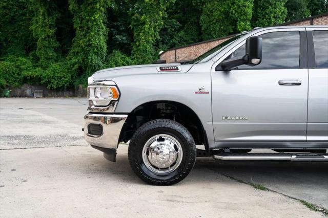 2022 Ram 3500 Big Horn Crew Cab 4x4 8' Box