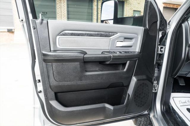 2022 Ram 3500 Big Horn Crew Cab 4x4 8' Box