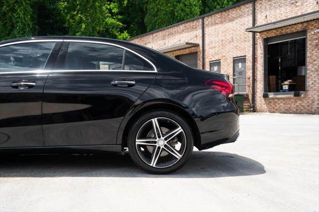 2021 Mercedes-Benz A 220 A 220