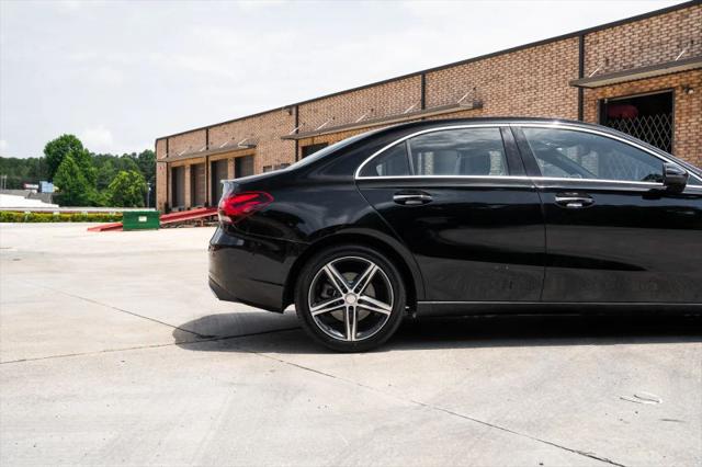 2021 Mercedes-Benz A 220 A 220