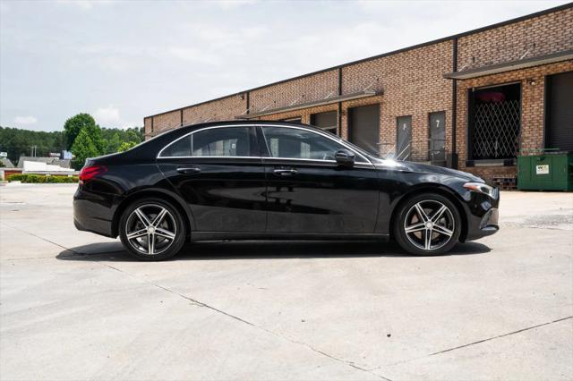 2021 Mercedes-Benz A 220 A 220
