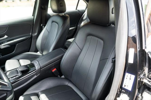 2021 Mercedes-Benz A 220 A 220