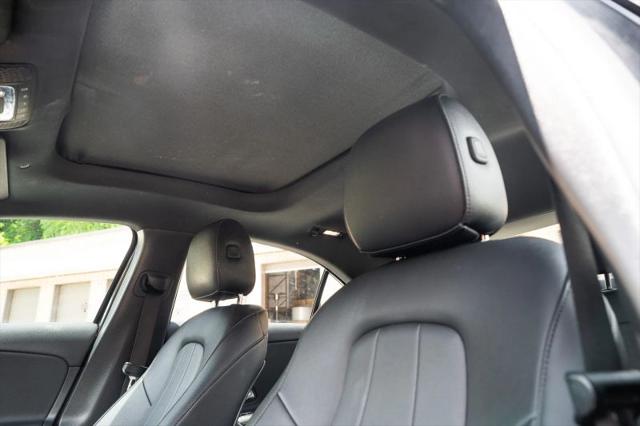 2021 Mercedes-Benz A 220 A 220