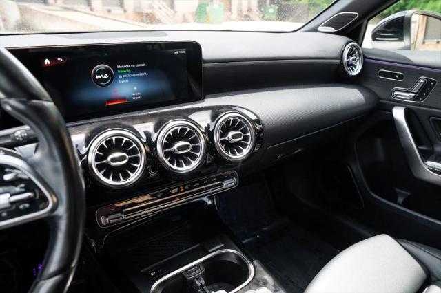 2021 Mercedes-Benz A 220 A 220