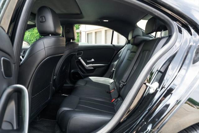 2021 Mercedes-Benz A 220 A 220