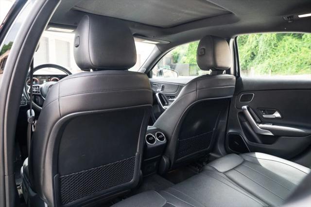 2021 Mercedes-Benz A 220 A 220