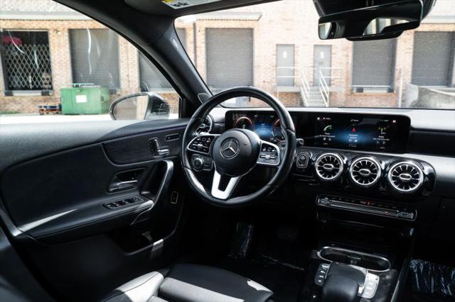2021 Mercedes-Benz A 220 A 220