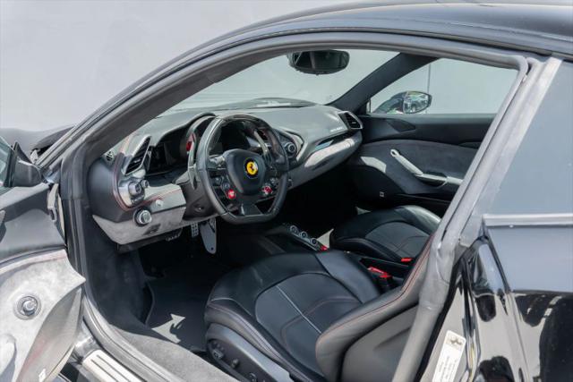 2018 Ferrari 488 GTB Base