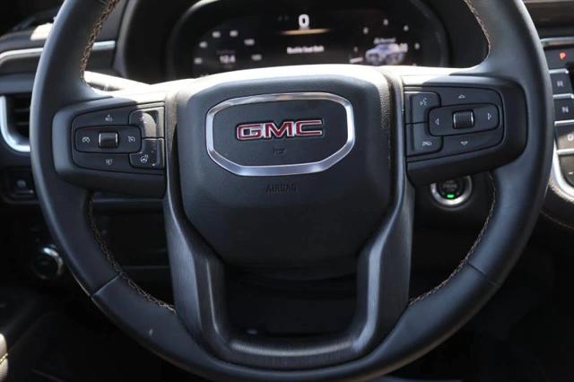2024 GMC Yukon 4WD AT4
