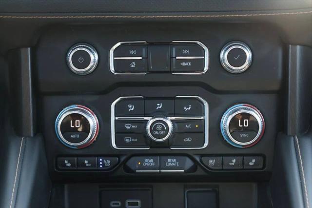 2024 GMC Yukon 4WD AT4