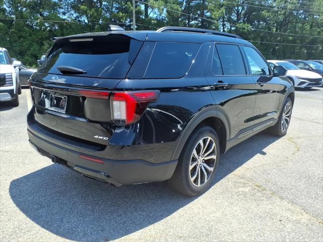 2025 Ford Explorer ST-Line