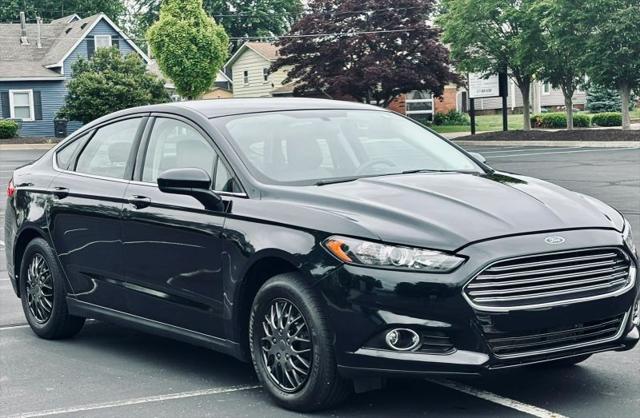 2014 Ford Fusion S