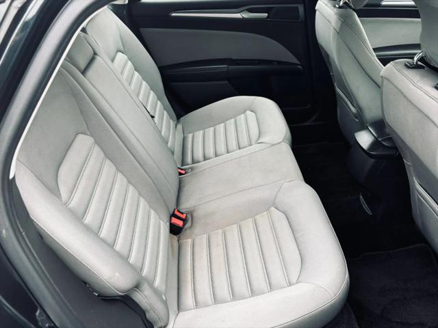 2014 Ford Fusion S