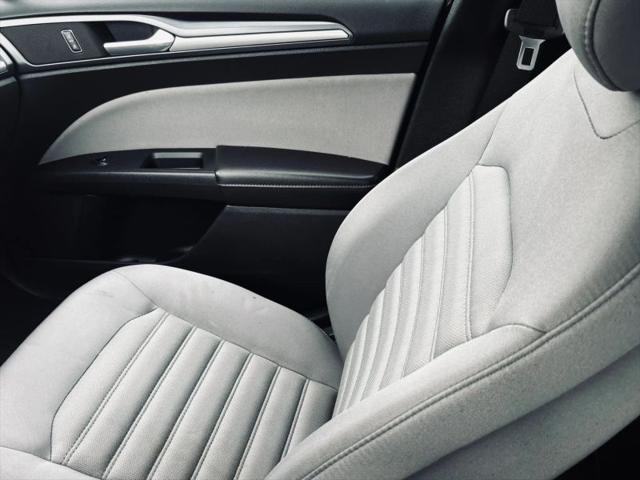 2014 Ford Fusion S