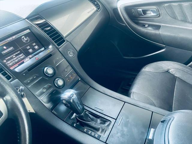 2013 Ford Taurus SEL