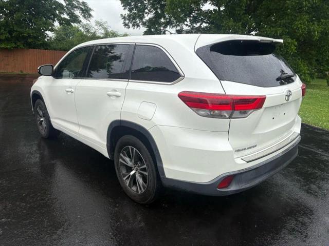 2018 Toyota Highlander LE