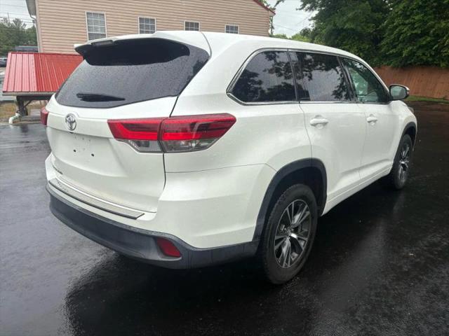 2018 Toyota Highlander LE