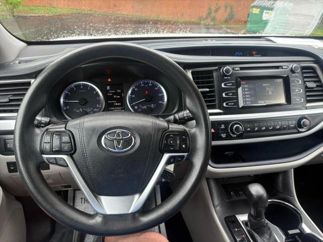 2018 Toyota Highlander LE