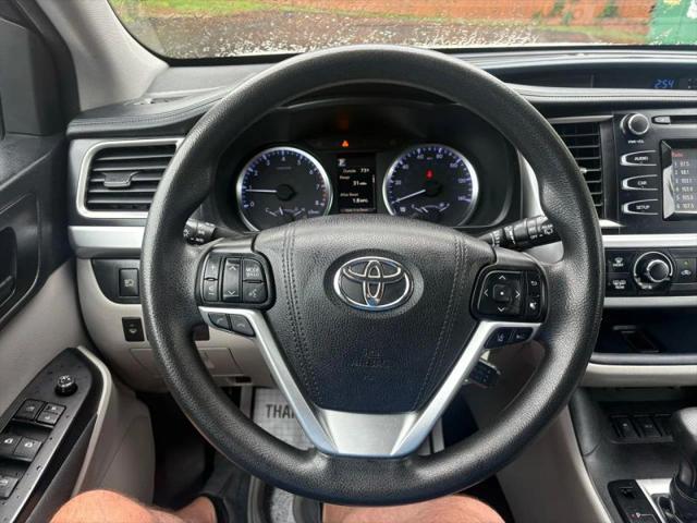 2018 Toyota Highlander LE
