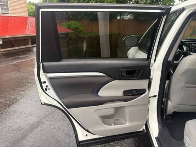 2018 Toyota Highlander LE