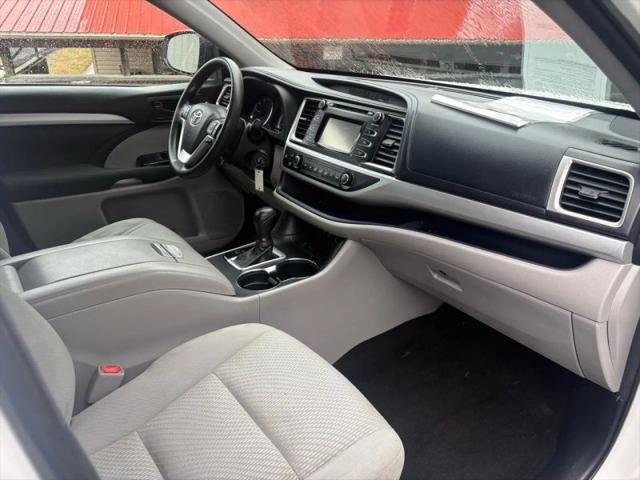 2018 Toyota Highlander LE