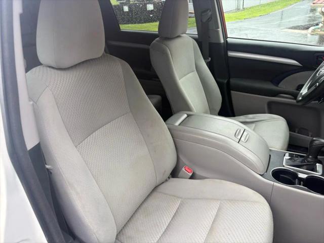 2018 Toyota Highlander LE