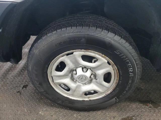 2006 Toyota Tacoma Base