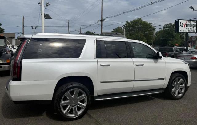 2018 Cadillac Escalade ESV Luxury