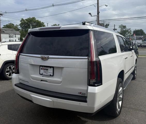 2018 Cadillac Escalade ESV Luxury