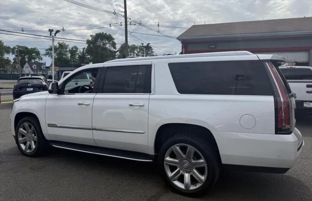 2018 Cadillac Escalade ESV Luxury