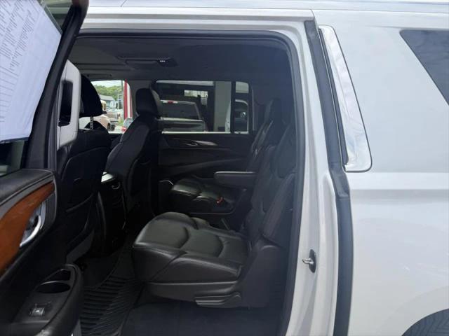 2018 Cadillac Escalade ESV Luxury