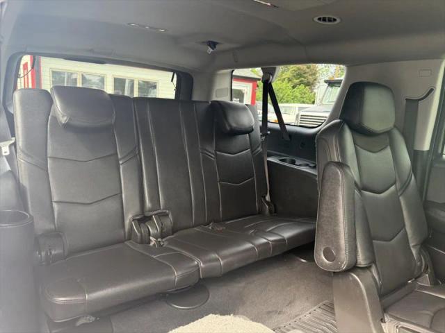 2018 Cadillac Escalade ESV Luxury