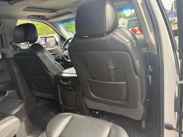 2018 Cadillac Escalade ESV Luxury