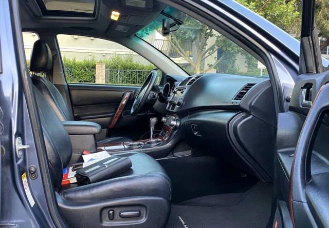 2013 Toyota Highlander Limited V6