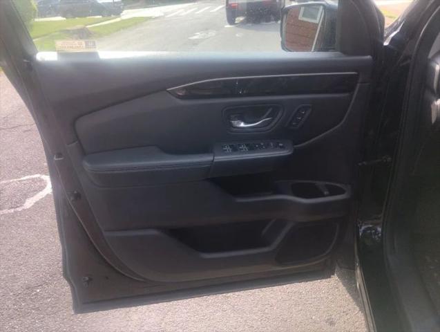 2023 Honda Pilot AWD EX-L 8 Passenger