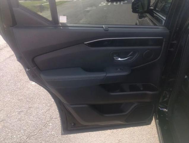 2023 Honda Pilot AWD EX-L 8 Passenger