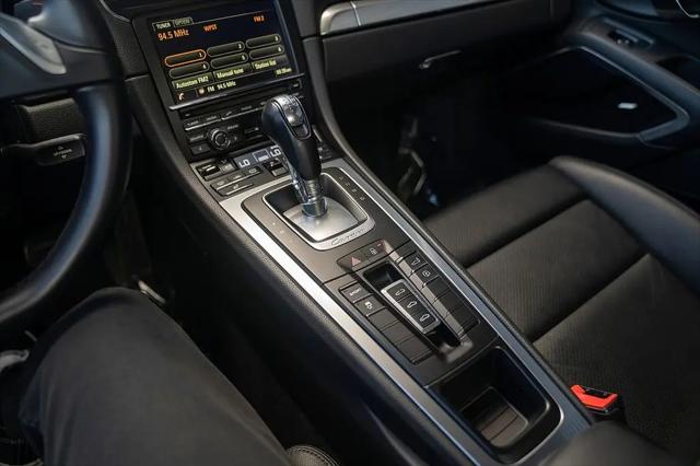 2016 Porsche 911 Carrera Black Edition
