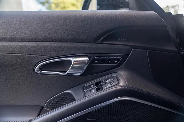 2016 Porsche 911 Carrera Black Edition