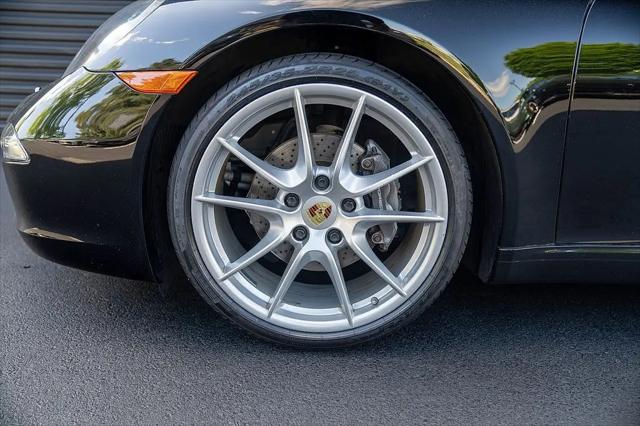 2016 Porsche 911 Carrera Black Edition