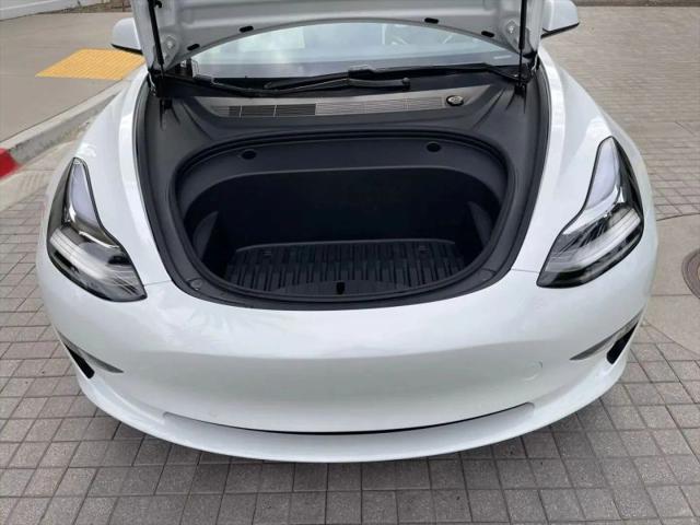 2022 Tesla Model 3 Rear-Wheel Drive