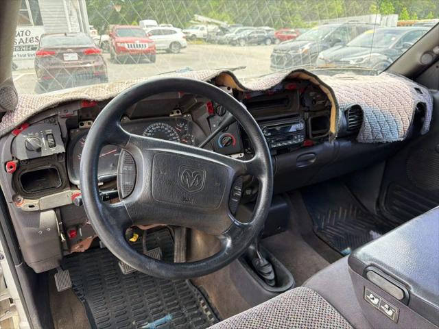 2001 Dodge Ram 1500 Base