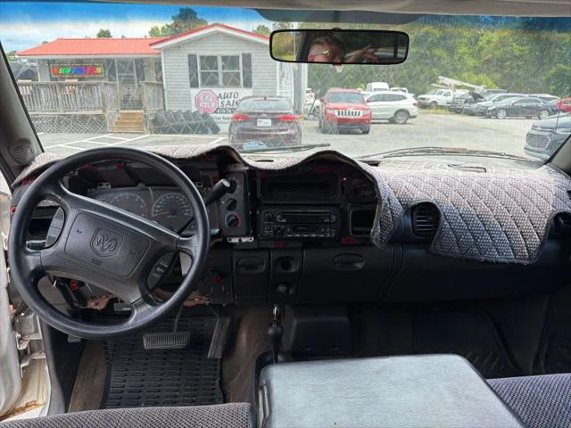2001 Dodge Ram 1500 Base